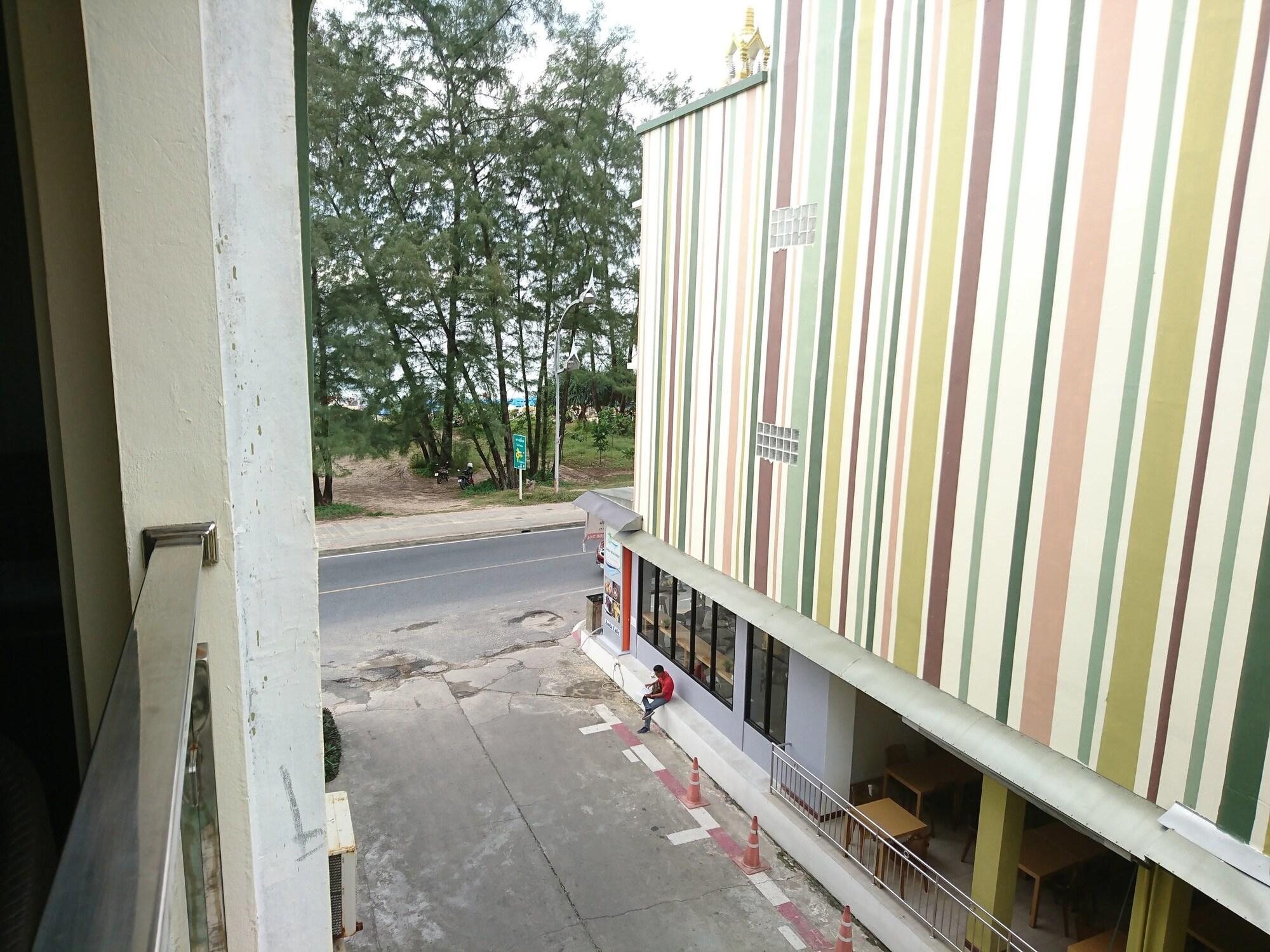 Anda Beachside Hotel SHA Karon Exterior foto