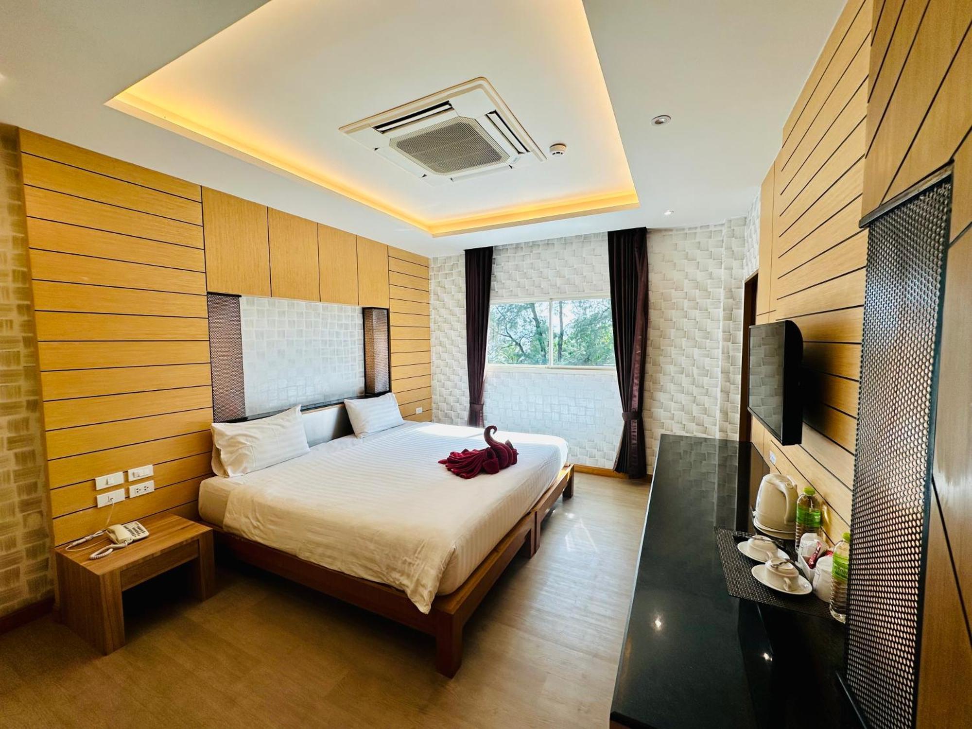 Anda Beachside Hotel SHA Karon Exterior foto